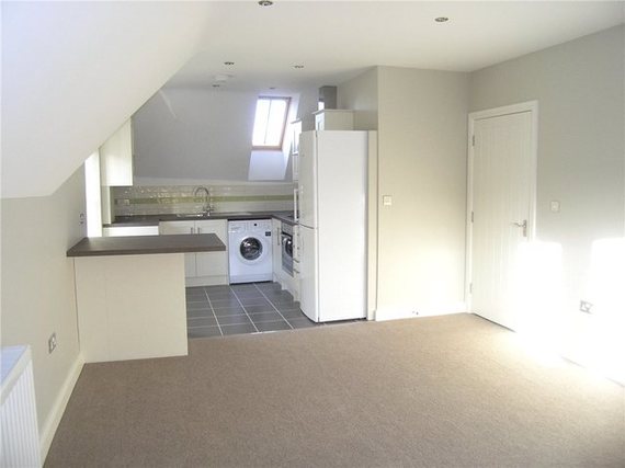 2 bedroom Flat to re...